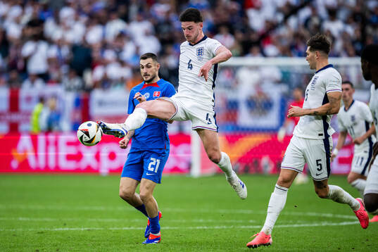 Declan Rice of England and Matus Bero of Slovakia