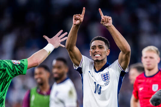 Jude Bellingham of England celebrates