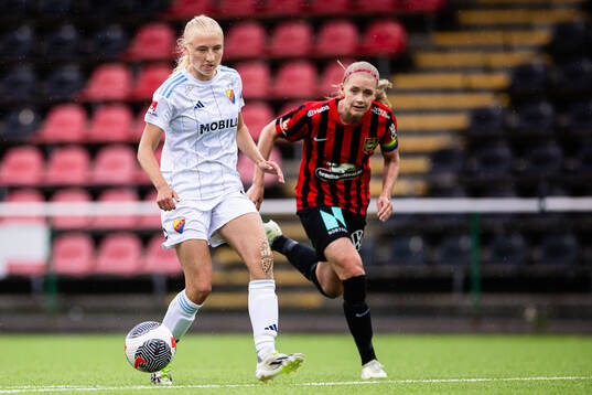 Djurgårdens Stinalisa Johansson och Brommapojkarnas Elsa