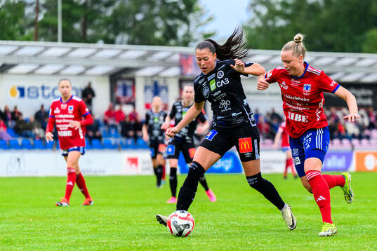 KIF Örebros Áslaug Dora Sigurbjörnsdottir och Vittsjös
