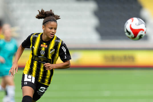 Häckens Felicia Schröder
