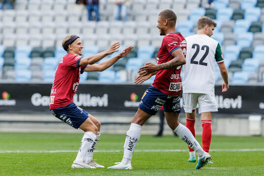 Örgrytes Charlie Vindehall och Mikael Dyrestam jublar