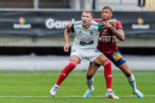 Skövde AIKs Stefan Ljubicic och Örgrytes Mikael Dyrestam