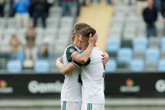 Skövde AIKs Filip Schyberg och Gustav Broman deppar