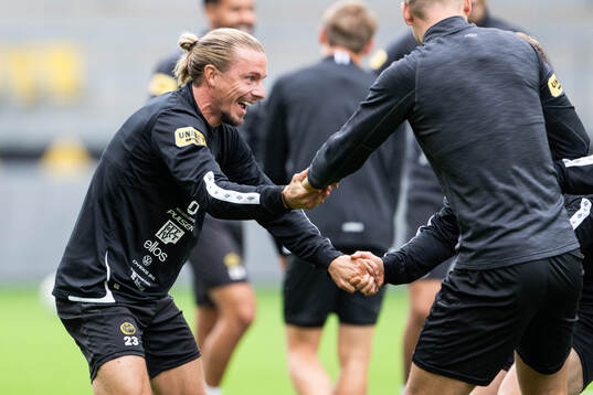 Niklas Hult