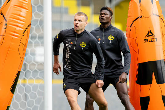 Gustav Henriksson och Terry Yegbe