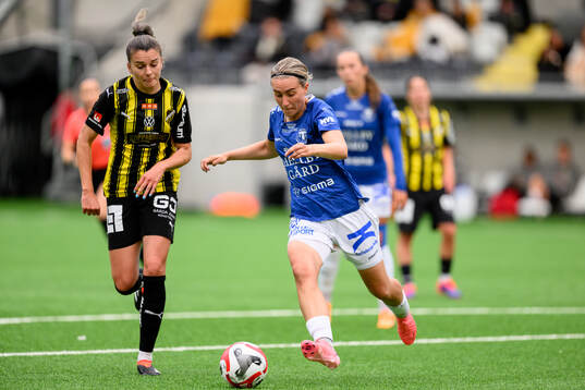 Häckens Anna Julia Csiki och Trelleborgs Viktoria Persson