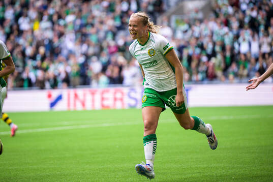 Hammarbys Julie Blakstad jublar