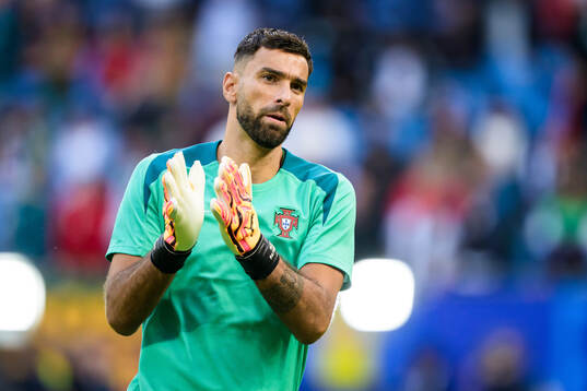Goalkeeper Rui Patricio of Portugal