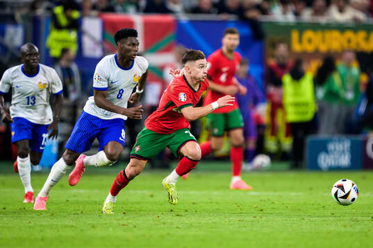 Aurélien Tchouameni of France and Francisco Conceica of