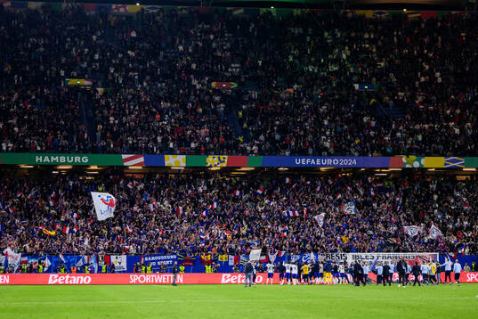 Players of France celebrate