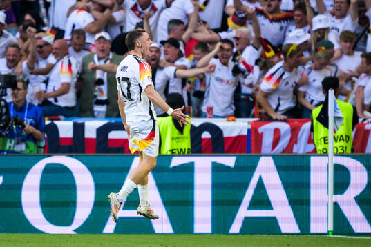 Florian Wirtz of Germany celebrates