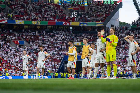 Toni Kroos of Germany looks dejected