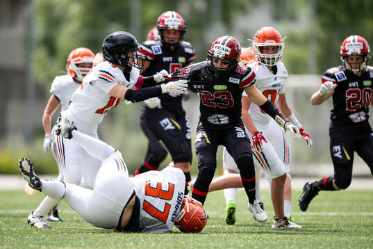 Copenhagen Raptors Emilie Larsen och Carlstad Crusaders