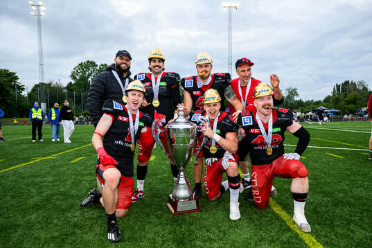 Carlstad Crusaders spelare jublar
