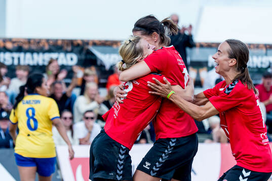 Kristianstads DFFs Gudny Björk Odinsdottir jublar
