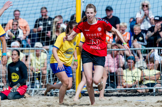 Kristianstads DFFs Amanda Edgren jublar