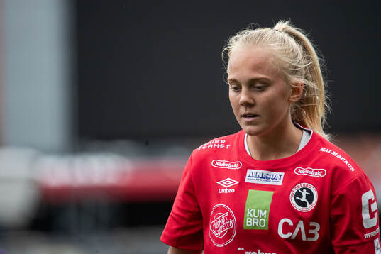 KIF Örebros Molly Johansson deppar