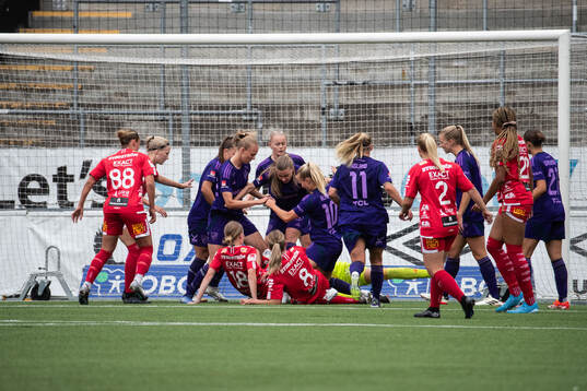 KIF Örebros och Djurgårdens spelare
