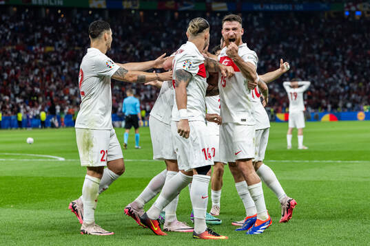 Salih Özcan of Turkey celebrates