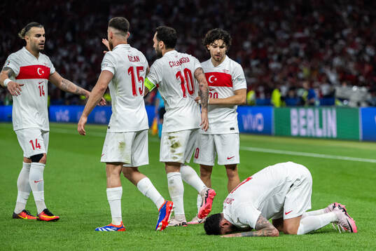 Samet Akaydin of Turkey celebrates