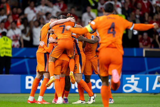 Players of Netherlands celebrate