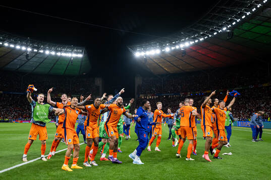 Players of Netherlands celebrate