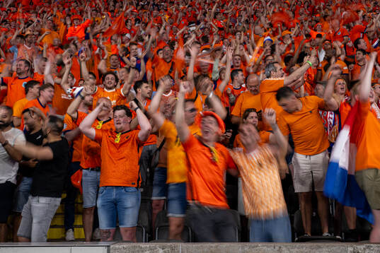 Supporters of Netherlands celebrate