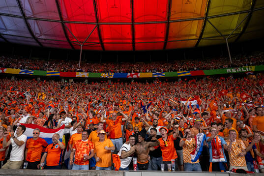 Supporters of Netherlands celebrate