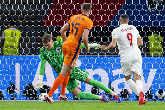 Goalkeeper Bart Verbruggen of Netherlands