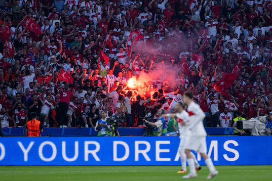 Supporters of Turkey