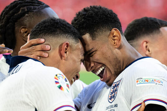 Trent Alexander-Arnold and Jude Bellingham of England