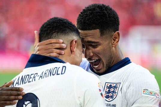 Trent Alexander-Arnold and Jude Bellingham of England