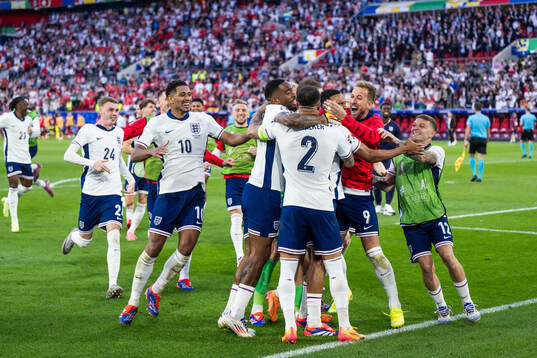 Bläddra bland fler bilder av England