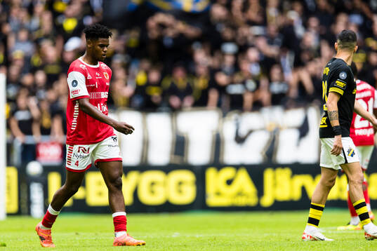 Kalmars Vince Osuji deppar