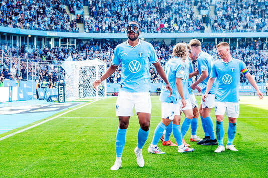 Malmö FFs Isaac Kiese Thelin jublar