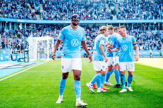 Malmö FFs Isaac Kiese Thelin jublar
