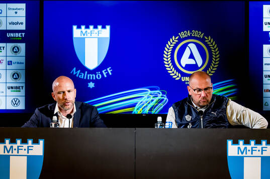 Malmö FFs tränare Henrik Rydström och Halmstads tränare