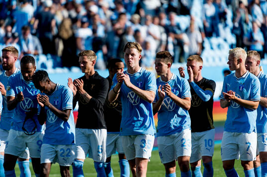 Malmö FFs spelare jublar