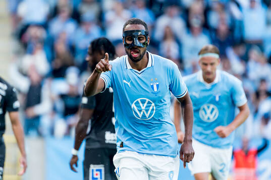Malmö FFs Isaac Kiese Thelin jublar