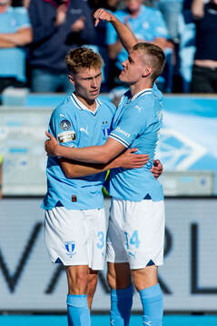 Malmö FFs Hugo Bolin och Sebastian Jörgensen jublar