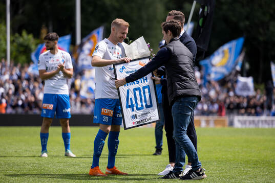 Värnamos Freddy Winsth hyllas för 400 matcher