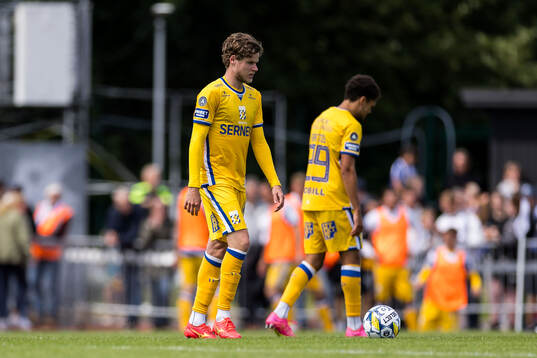 Bläddra bland fler bilder av Fotboll, Allsvenskan, Värnamo - IFK Göteborg