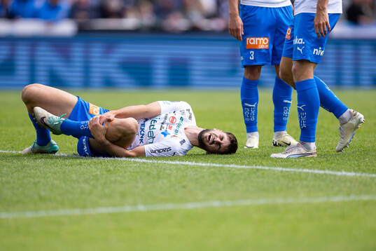 Värnamos Emin Grozdanic har ont