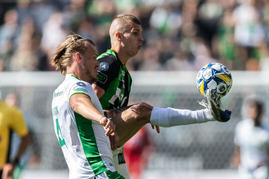 Hammarbys Victor Eriksson och GAIS Lucas Hedlund
