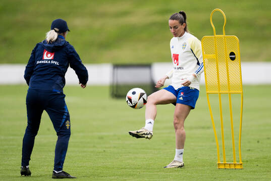 Kosovare Asllani of Sweden