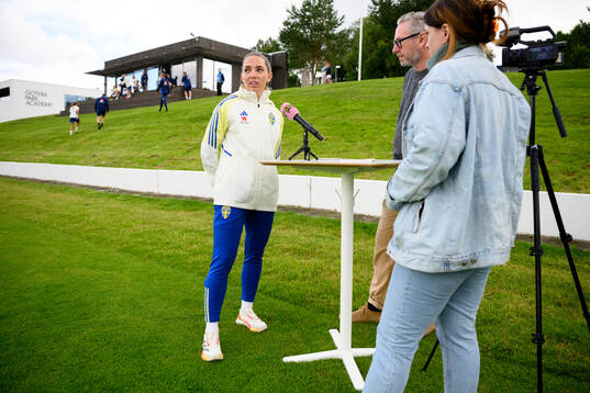 Elin Rubensson is being interviewed