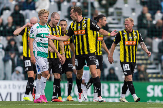 Västerås Marcus Linday och Häckens Marius Lode