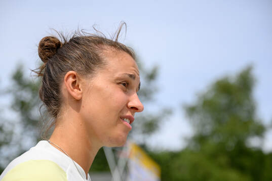 Julia Zigiotti Olme is being interviewed