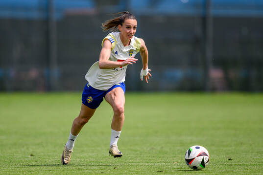 Kosovare Asllani